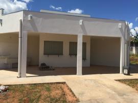 Estádio recebeu novo vestiário e cantina ao lado do portão principal de acesso ao local (Foto: Siga Mais).