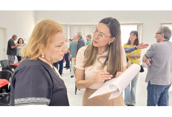 Encontro reuniu policiais civis aposentados em Adamantina (Imagens: Siga Mais).
