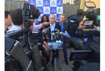 Governador Márcio França em coletiva à imprensa, após assinatura de convênios (Foto: Siga Mais).