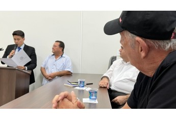 Noite de lançamento (Foto: Siga Mais).