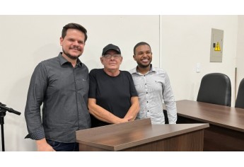 Noite de lançamento (Foto: Siga Mais).