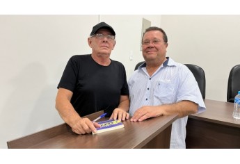 Noite de lançamento (Foto: Siga Mais).