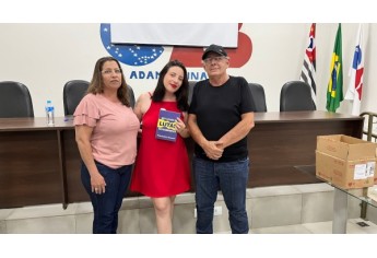 Noite de lançamento (Foto: Siga Mais).