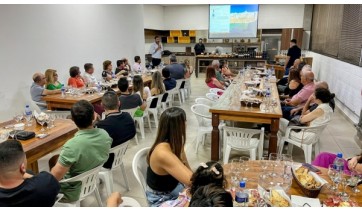 Cocipa rene fs de vinho em noite de degustao