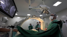 Cirurgia inédita de fratura de acetábulo é realizada na Santa Casa de Adamantina.