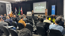Negócios: palestra em Adamantina debate futuro do varejo com foco na inteligência artificial
