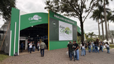Expocamda 2026 abre com foco em inovação, negócios e fortalecimento do cooperativismo