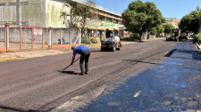 Reperfilamento no centro da cidade marca início da recuperação da malha asfáltica em Adamantina