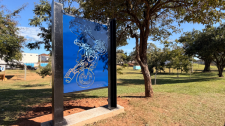 Em memória: Lurrique Ferrari é homenageado com monumento no Parque dos Pioneiros