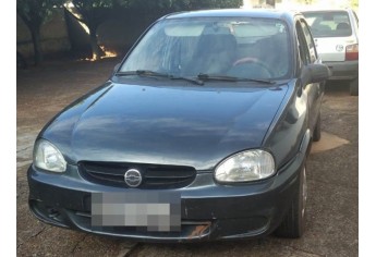 Carro da vítima, que estava com a dupla de assassinos (Foto: Reprodução/Site Jorge Zanoni).
