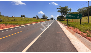 Com investimento de R$ 15 milhões Eixo SP implanta acostamento no acesso Adamantina-Mariápolis 