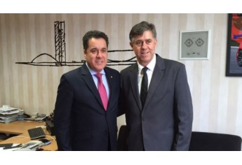 Marcelo Squassoni (PRB) e o novo prefeito de Adamantina, Márcio Cardim.