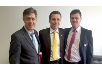 Márcio Cardim, deputado Fausto Pinato (PP) e o diretor da FAI, Wendel Cleber Soares.