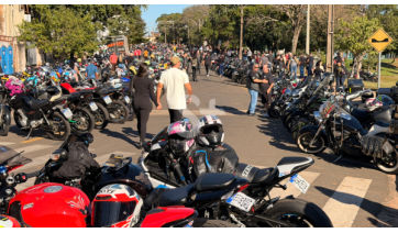 MotoRock Festival atrai milhares de visitantes ao Parque dos Pioneiros em Adamantina