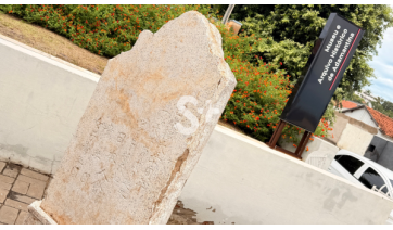 Obelisco japonês instalado em 1958 na zona rural é resgatado e incorporado ao Museu de Adamantina 