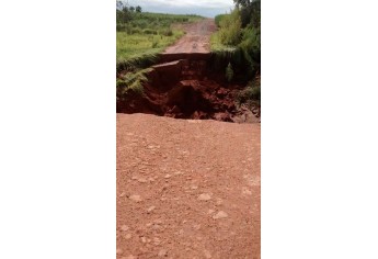 Obras e Serviços realiza construção de galeria em parceria com iniciativa privada