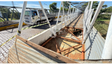 Vereadores cobram informações sobre obra da passarela interditada na Joaquim Nabuco, em Adamantina
