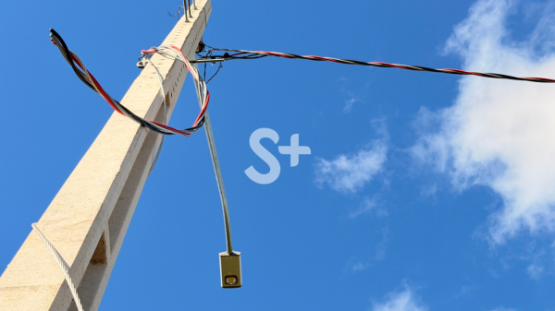 Iluminação instalada há três anos na marginal do Campus II segue sem funcionamento em Adamantina