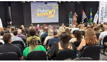 Professores da rede estadual são homenageados com o Professor Nota 10 em Adamantina