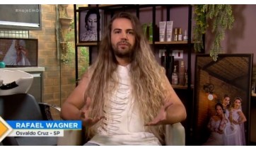 Rafael Wagner, cabeleireiro em Osvaldo Cruz, é um dos participantes do realit Hair, que estrou nesta sexta-feira (14) na Record TV (Reprodução).