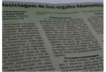 Reportagem no Jornal Verde, do extinto Banco Mercantil de São Paulo, mostra Usina de Lixo como orgulho dos adamantinenses (Acervo Pessoal/Acácio Rocha).