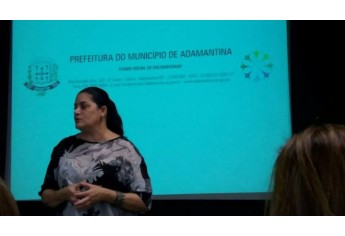 Primeira-dama preside Fundo Social de Solidariedade, e agrega grupo de voluntários para ações sociais (Foto: Assessoria de Imprensa).