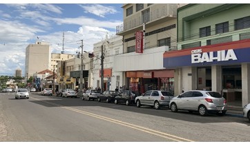 Avenida Rio Branco, centro de Adamantina (Arquivo/Siga Mais).
