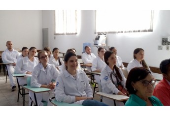 As atividades tiveram como objetivo proporcionar uma manhã diferenciada em uma unidade de saúde focando o bem-estar e a qualidade de vida da mulher (Foto: Assessoria de Imprensa).