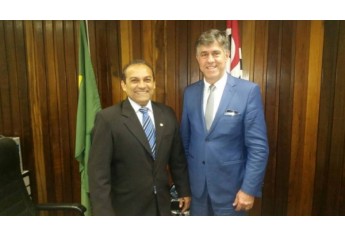 Secretaria do Patrimônio da União em São Paulo, com  o Superintendente Cleone José Garcia (Foto: Assessoria de Imprensa).