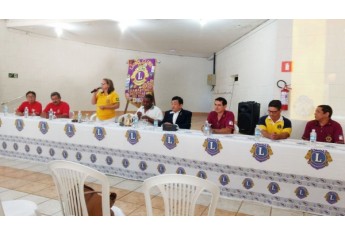 Governadora do Distrito LC-8, CaL Rosemary Pimental de Souza Takano marcou presença no evento (Assessoria de Imprensa).