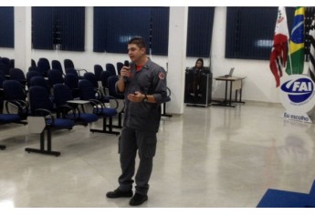 Palestras foram voltadas aos temas de saúde e bem-estar no local de trabalho, dirigidas a funcionários e colaboradores do Centro Universitário Adamantina (Foto: Unifai).