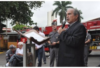 Solenidade abre programação dos 40 anos do Posto de Bombeiros de Adamantina (Foto: Assessoria de Imprensa).