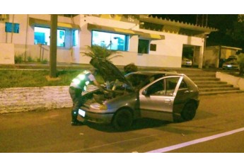 Operação foi realizada na altura da Base da Polícia Rodoviária de Adamantina (Foto: Cedida/Polícia Rodoviária.