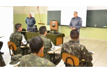 Atividade capacita atiradores para colaborarem com o Corpo de Bombeiros. (Foto: Assessoria de Imprensa)