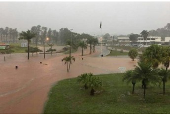 Região do trevo principal (trevo da Santa), em Adamantina.