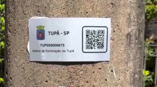 Vereadores propõem postes com QR Code para agilizar manutenção da iluminação pública em Adamantina 