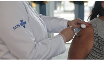 Adamantina já aplicou mais de 4,3 mil doses da vacina contra a gripe; imunização continua