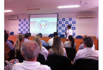 Camarinha mostra situação da prefeitura e santa casa de Marília (Cedida pela Assessoria de Comunicação da Prefeitura de Adamantina).