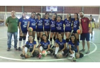 Equipes de voleibol de Adamantina participam da LIVEA - Liga de Voleibol entre Amigos (Divulgação).