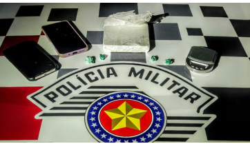 Quatro são presos pela PM em Lucélia por tráfico de drogas, organização criminosa e resistência