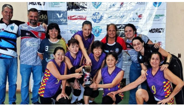 Jogos da Melhor Idade: equipe de vôlei adaptado de Adamantina disputa final estadual