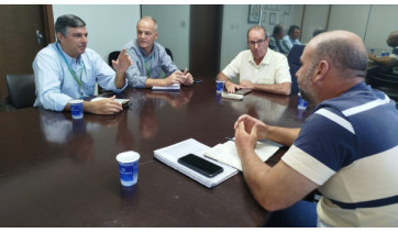 Prefeito recebe representantes da Energisa para tratar de investimentos e serviços em Adamantina