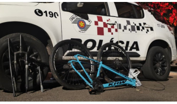 Bicicleta furtada em Adamantina é recuperada pela PM em Lucélia e três são presos