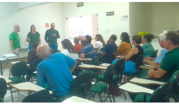 Adamantina realiza palestra sobre implantação da feira do produtor rural