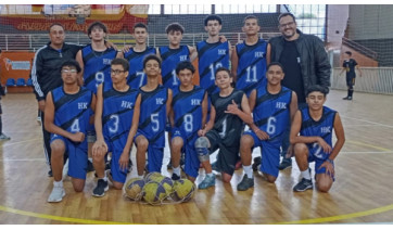 Estudantes da escola estadual Helen Keller são destaques regionais no voleibol e atletismo