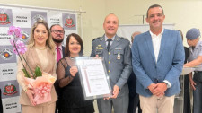 Comandante do 25º Batalhão da PM, tenente coronel Cavalcante recebe título de Cidadão Adamantinense 