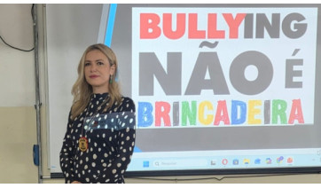 Polícia Civil promove palestras sobre bullying, drogas e segurança digital na EE Helen Keller