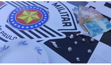 Reincidente, homem de 46 anos é preso por tráfico de drogas pela Polícia Militar em Adamantina 