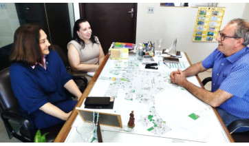 Beth Meirelles deixa Secretaria de Educação de Adamantina; Ana Paula Tarifa assume a pasta