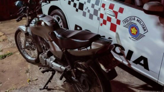 Moto furtada é localizada e recuperada pela Polícia Militar em Adamantina